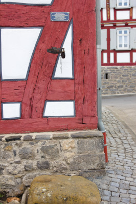 Pranger und Prangerstein am Rathaus